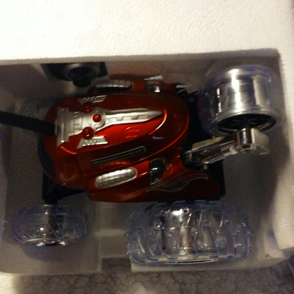 NIB Wireless Radio Controlled Rally Car - Picture 3 of 7